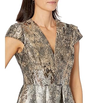 Amazon.com: Vince Camuto Women's Jacquard Cap Sleeve V-Neck